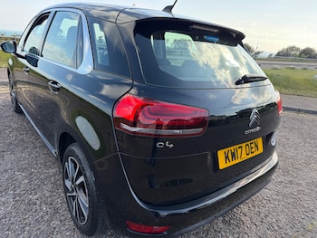 Used Citroen C4 Picasso 2017 for sale - 78307910: Photo