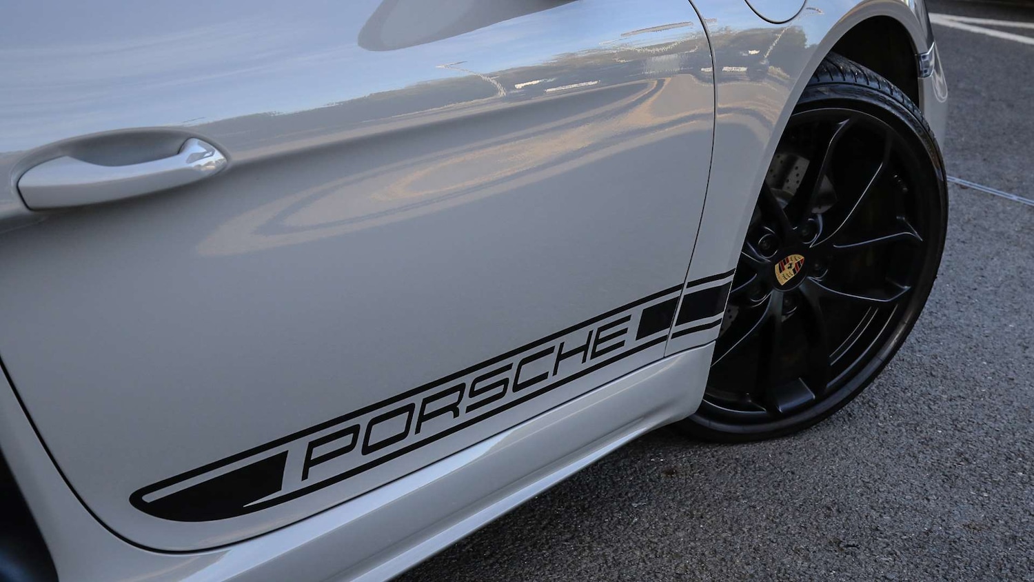 Used Porsche Cayman 2024 for sale - 76421270: Photo 28