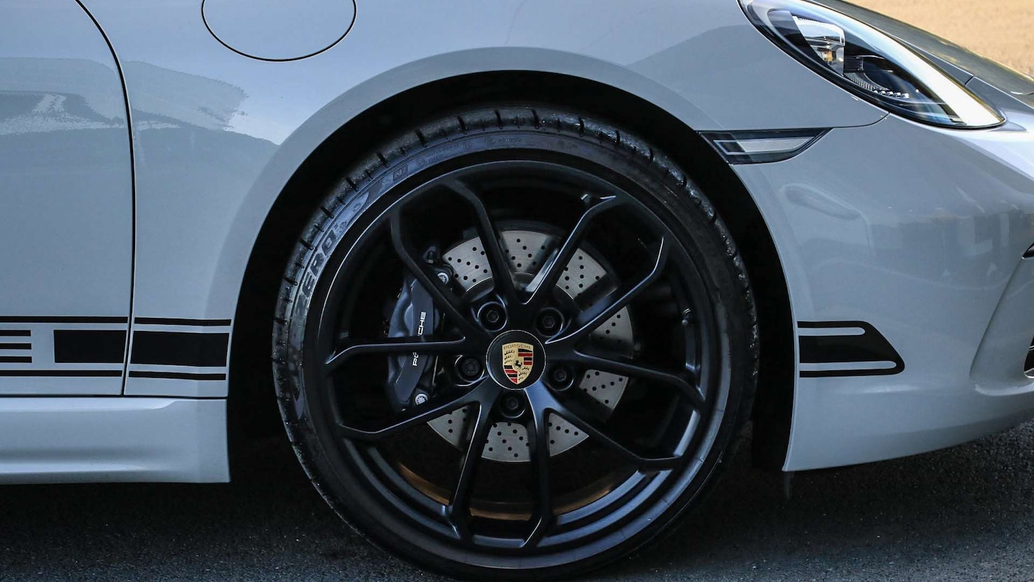 Used Porsche Cayman 2024 for sale - 76421270: Photo 6