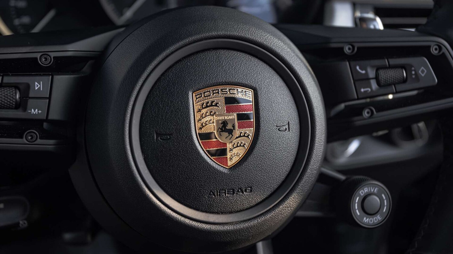 Used Porsche Macan 2023 for sale - 76789431: Photo 24