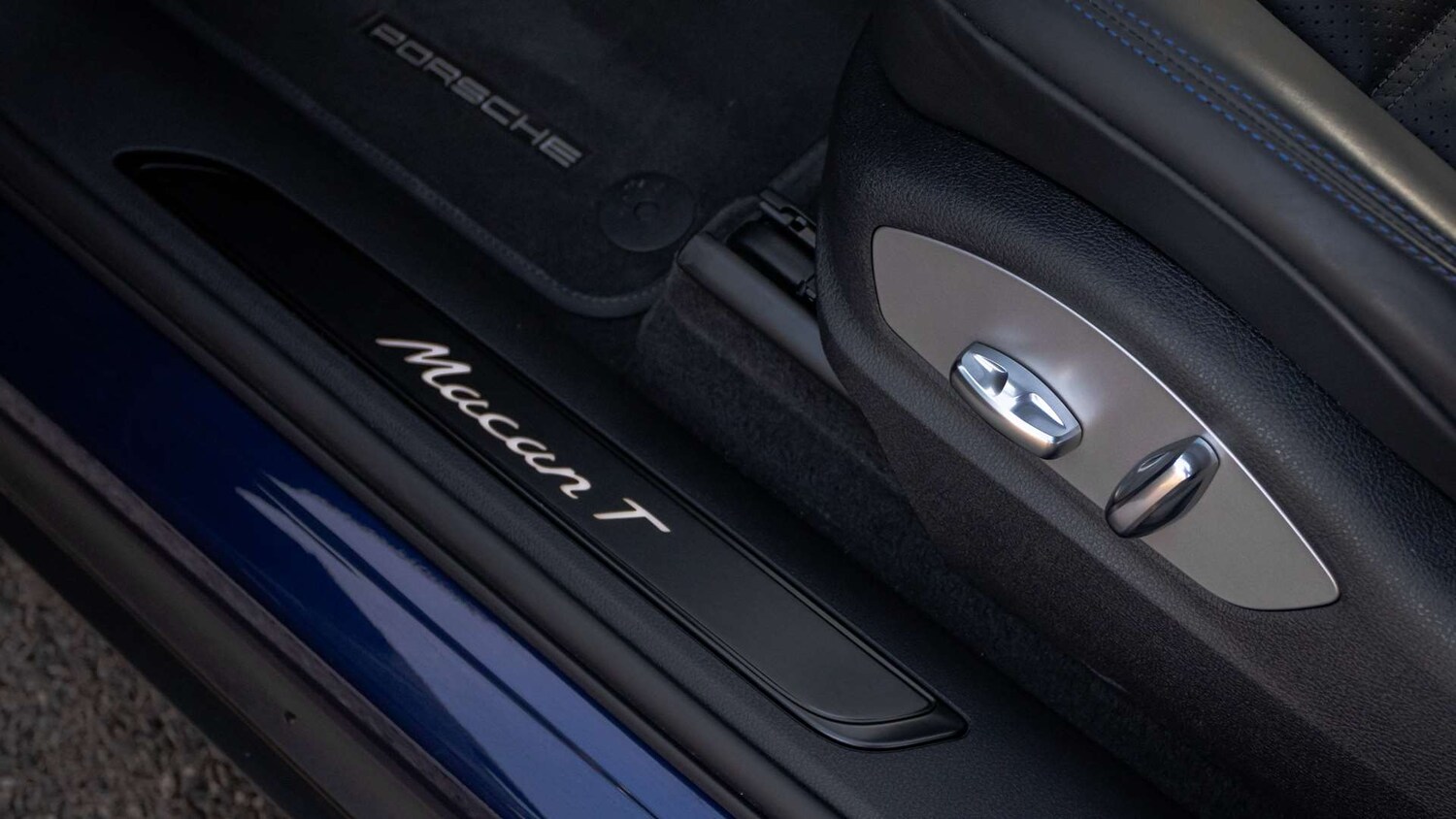 Used Porsche Macan 2023 for sale - 76789431: Photo 30