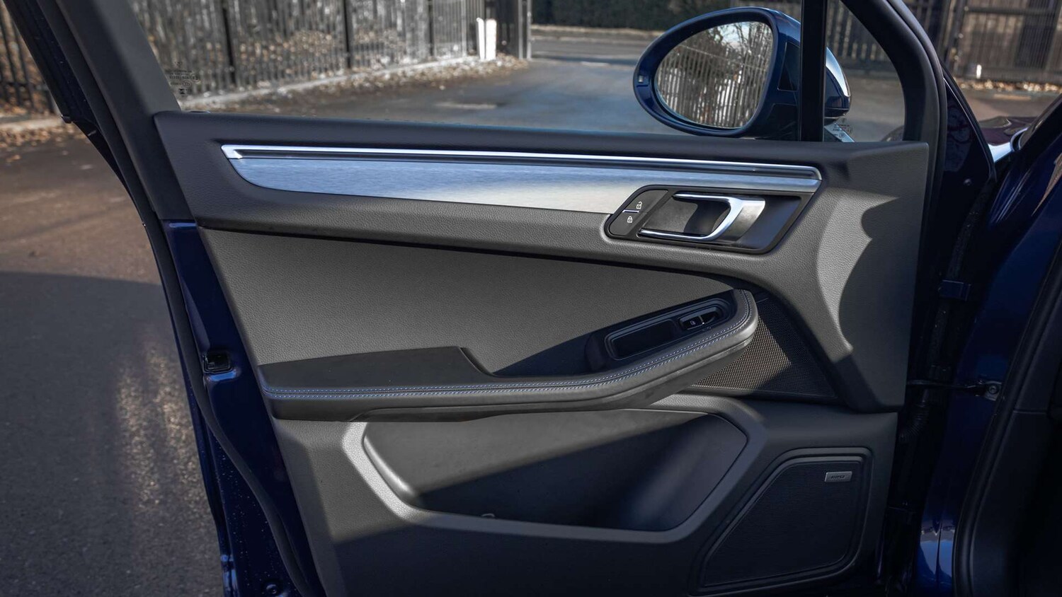 Used Porsche Macan 2023 for sale - 76789431: Photo 32