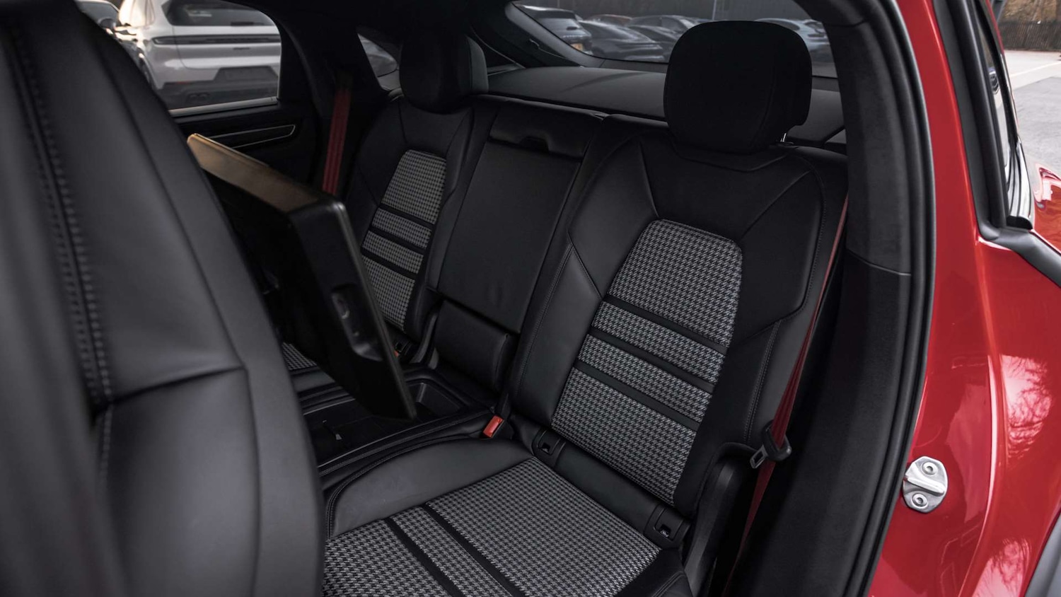 Used Porsche Cayenne 2023 for sale - 76978687: Photo 18