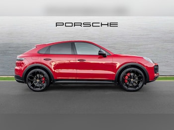 Used Porsche Cayenne 2023 for sale - 76978687: Photo