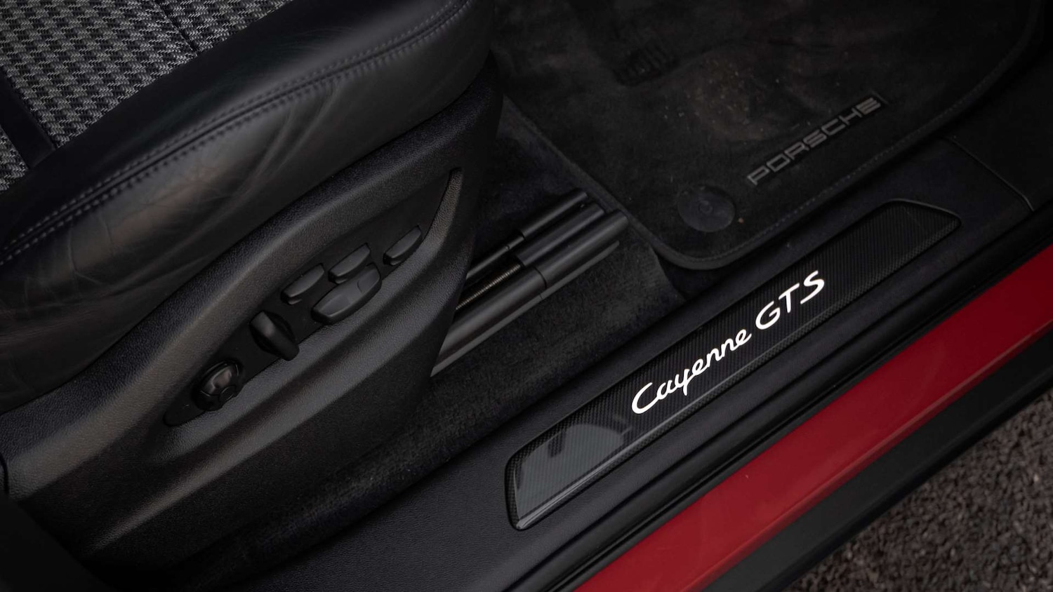 Used Porsche Cayenne 2023 for sale - 76978687: Photo 35