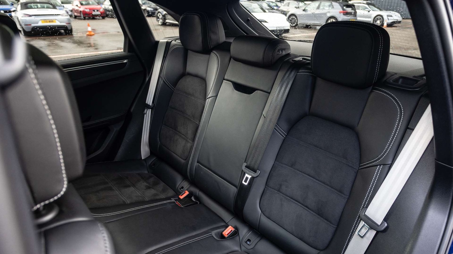 Used Porsche Macan 2022 for sale - 76704962: Photo 16