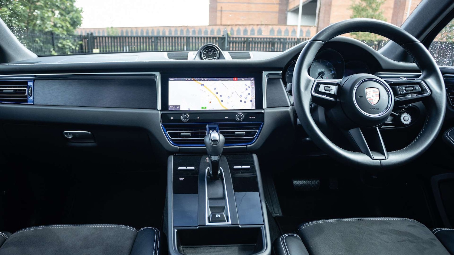 Used Porsche Macan 2022 for sale - 76704962: Photo 17