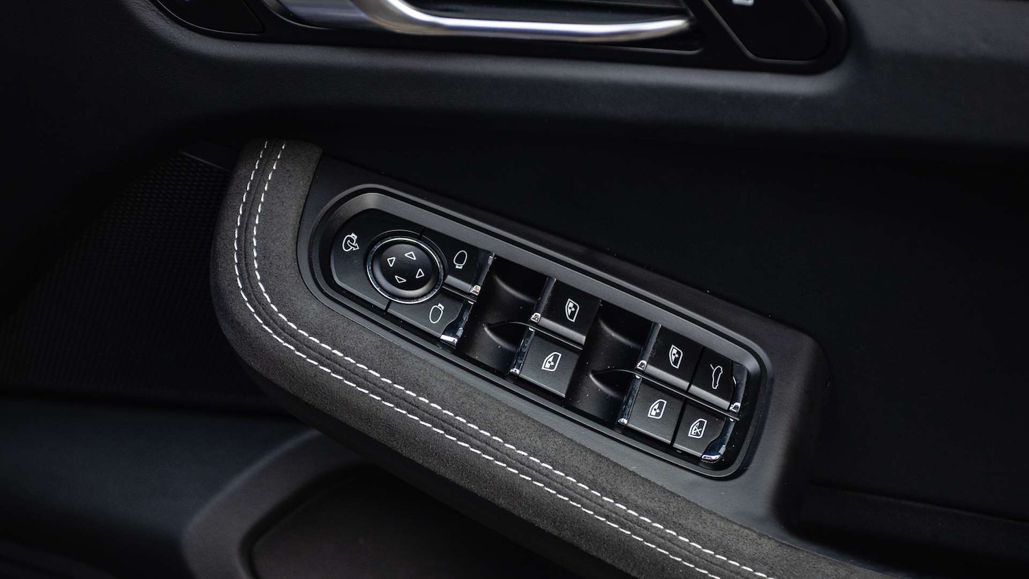 Used Porsche Macan 2022 for sale - 76704962: Photo 30