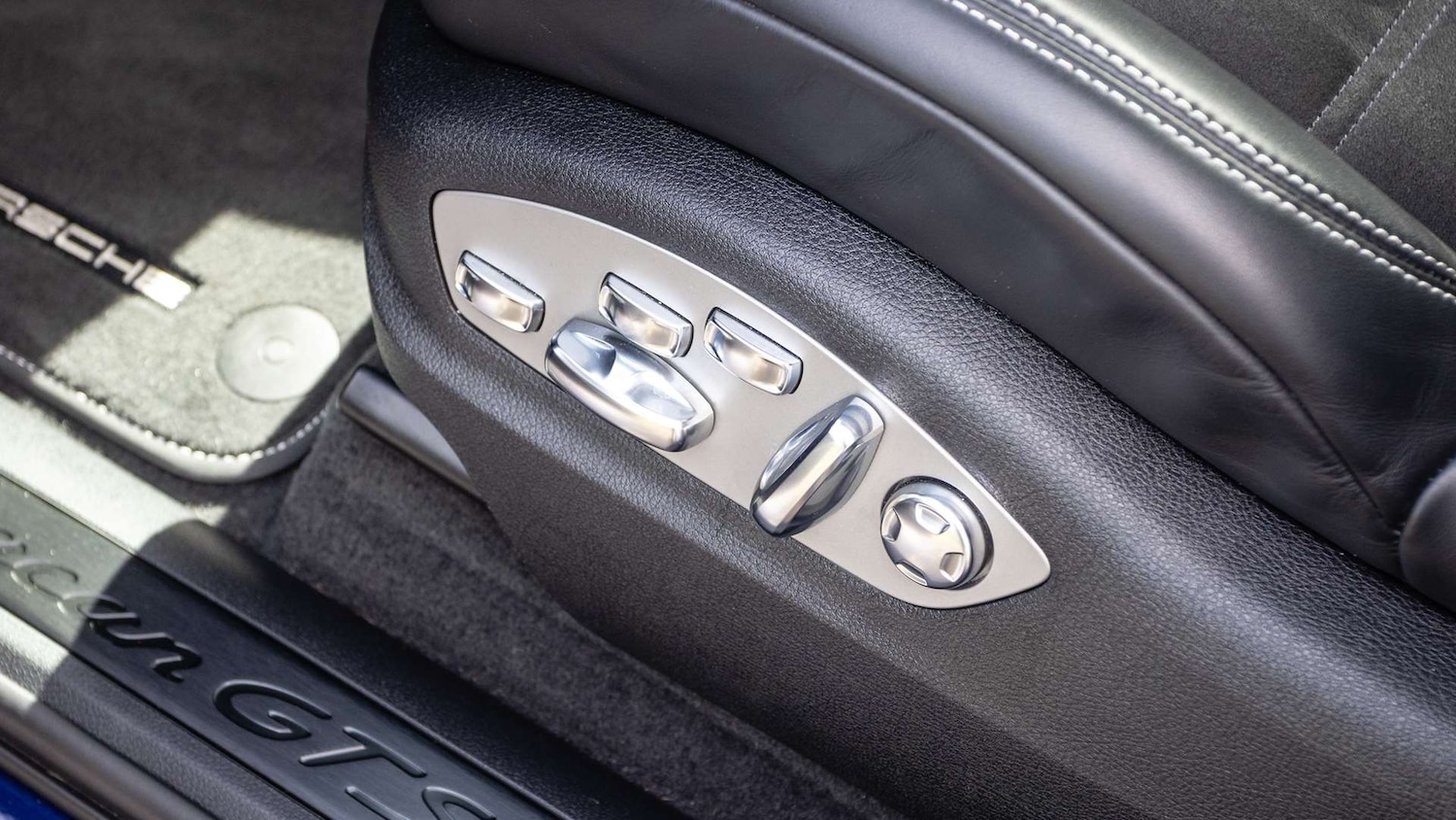 Used Porsche Macan 2022 for sale - 76704962: Photo 33