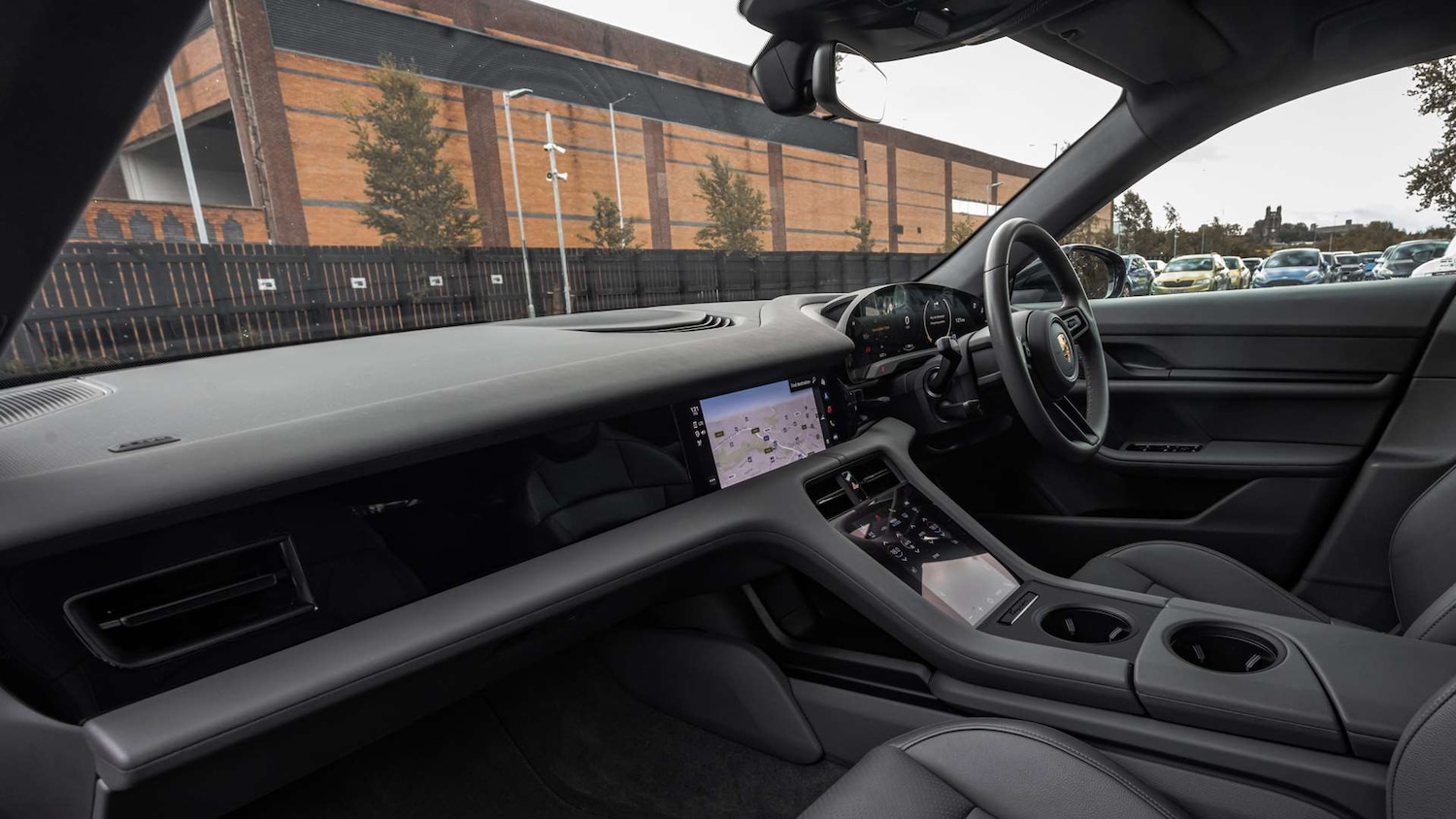 Used Porsche Taycan 2023 for sale - 75981345: Photo 13