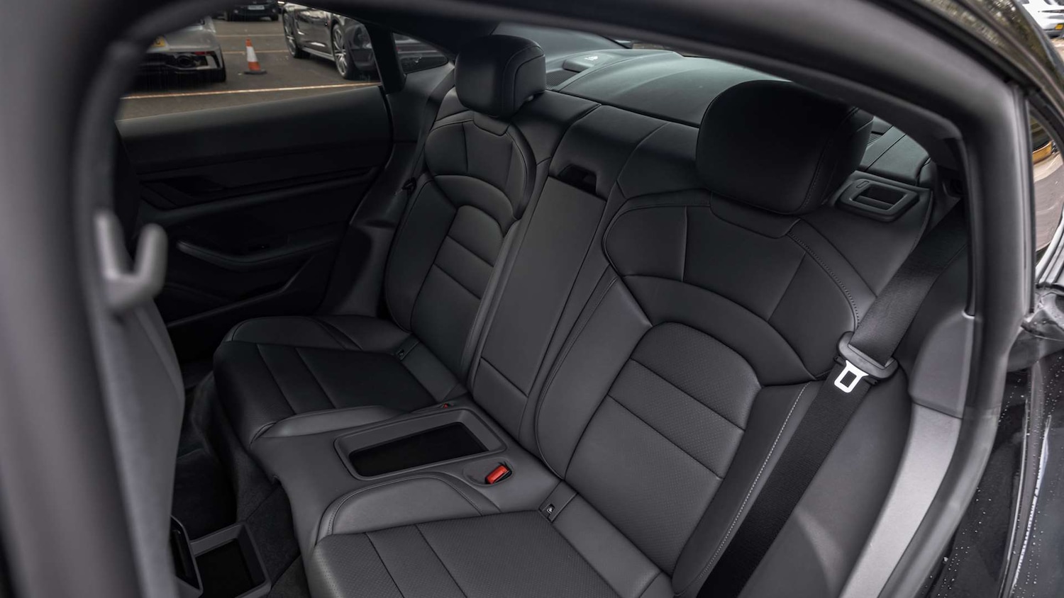 Used Porsche Taycan 2023 for sale - 75981345: Photo 16