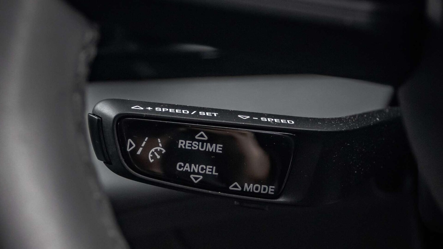 Used Porsche Taycan 2023 for sale - 75981345: Photo 20