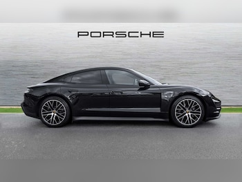 Used Porsche Taycan 2023 for sale - 75981345: Photo