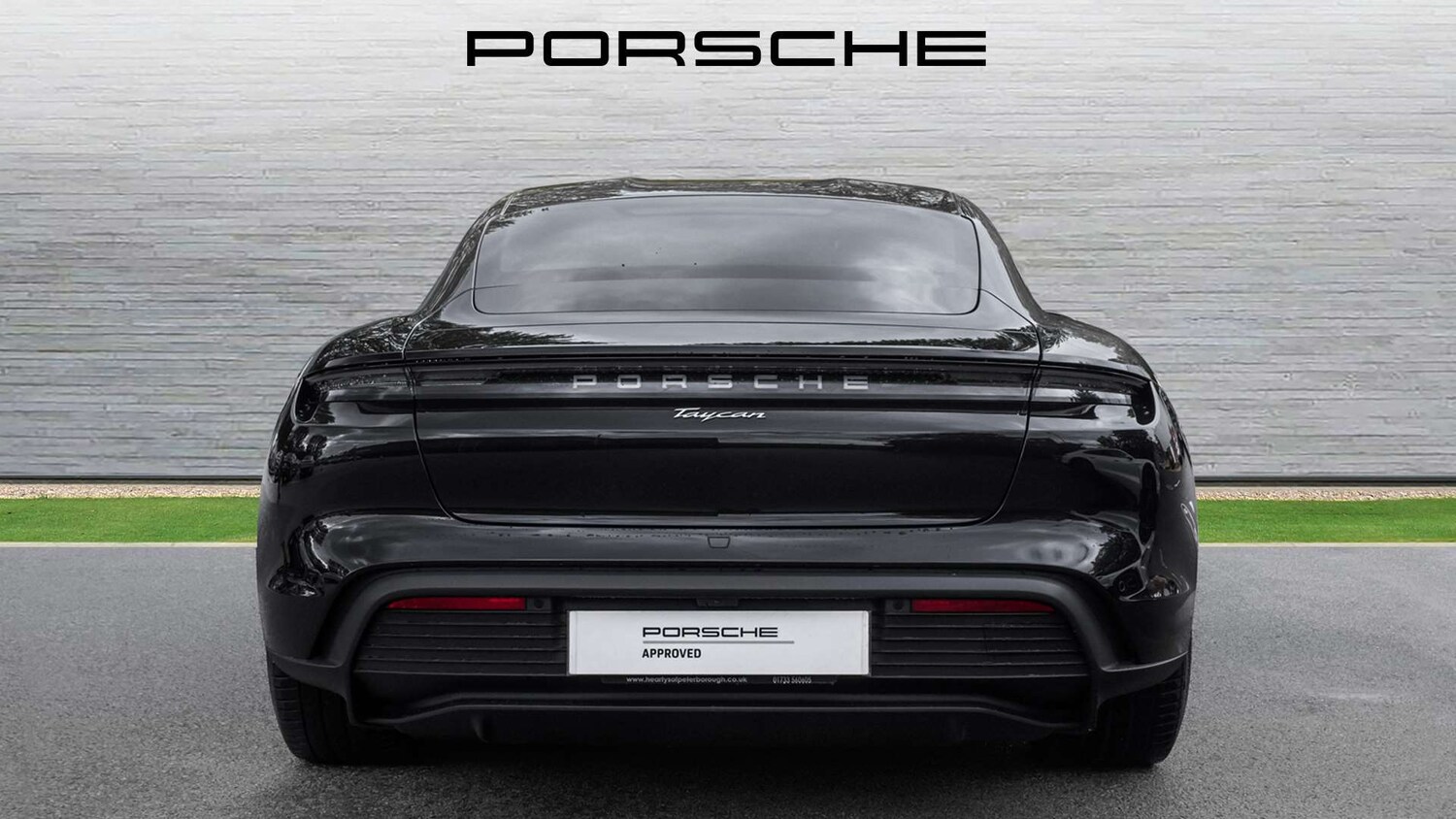 Used Porsche Taycan 2023 for sale - 75981345: Photo 4