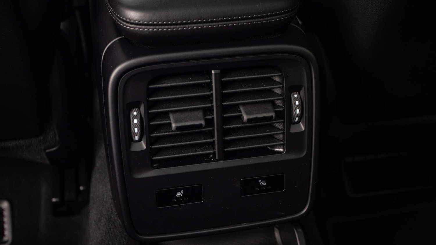 Used Porsche Taycan 2021 for sale - 77308345: Photo 17