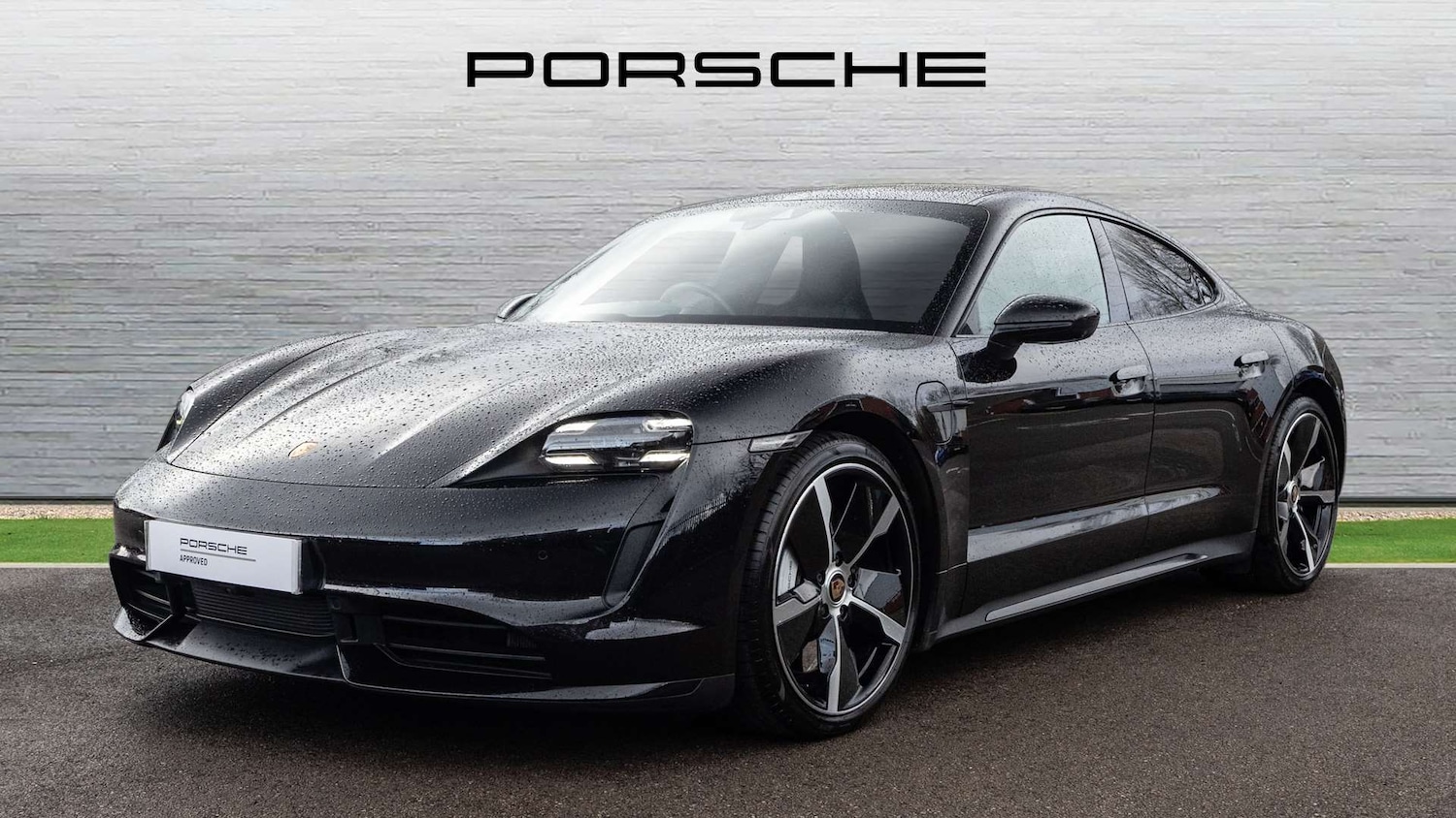 Used Porsche Taycan 2021 for sale - 77308345: Photo 2