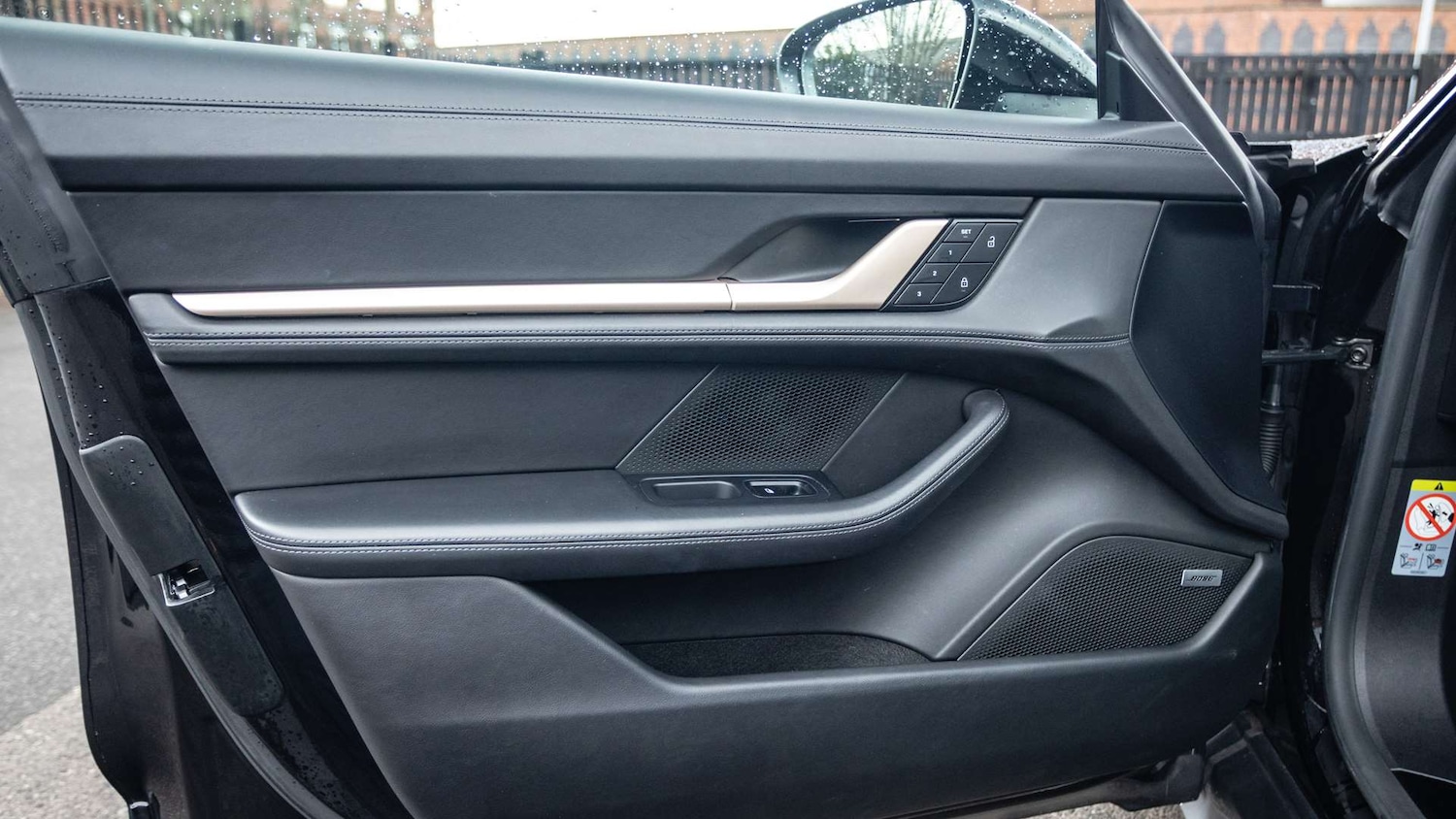 Used Porsche Taycan 2021 for sale - 77308345: Photo 35