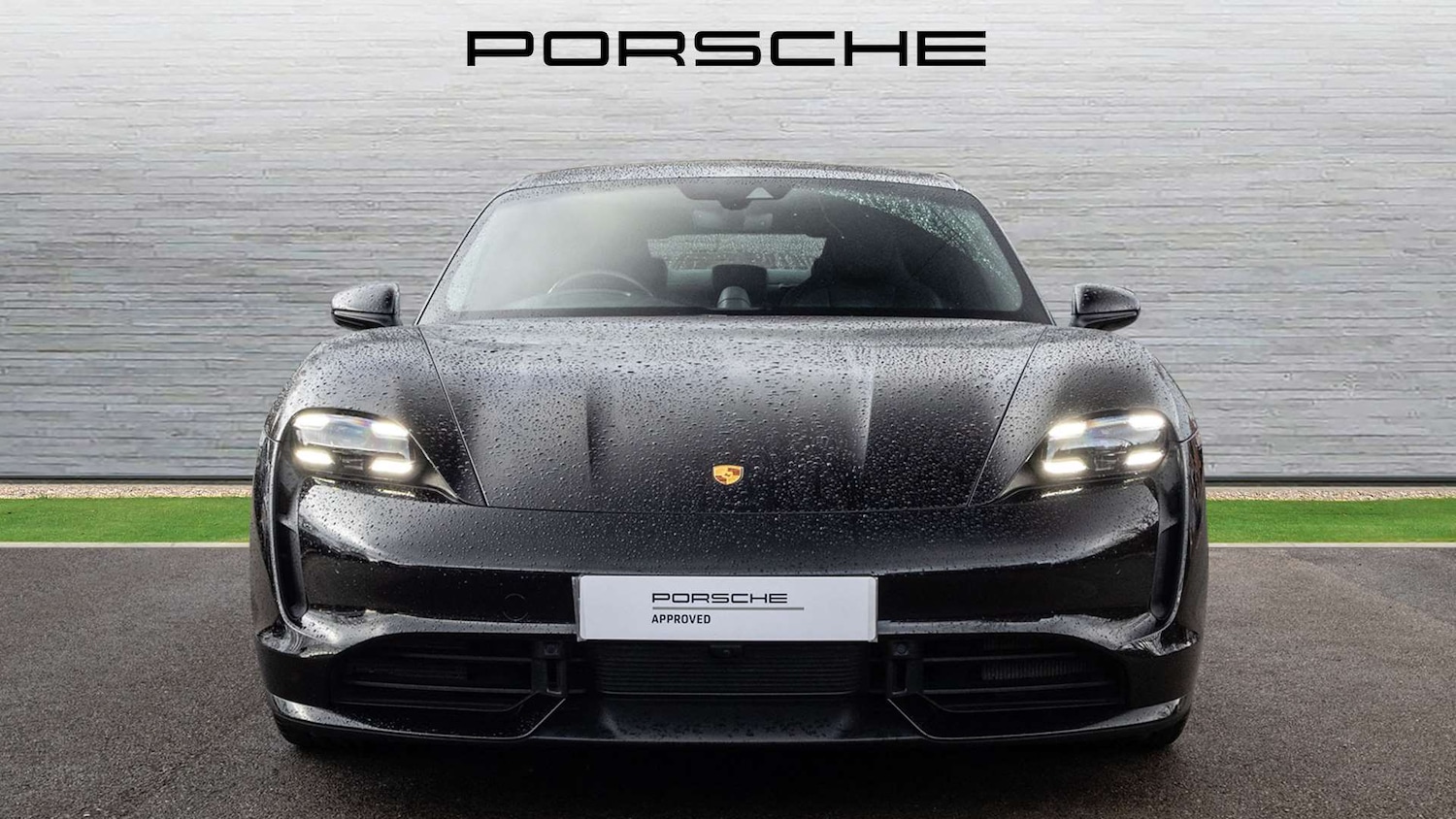 Used Porsche Taycan 2021 for sale - 77308345: Photo 9