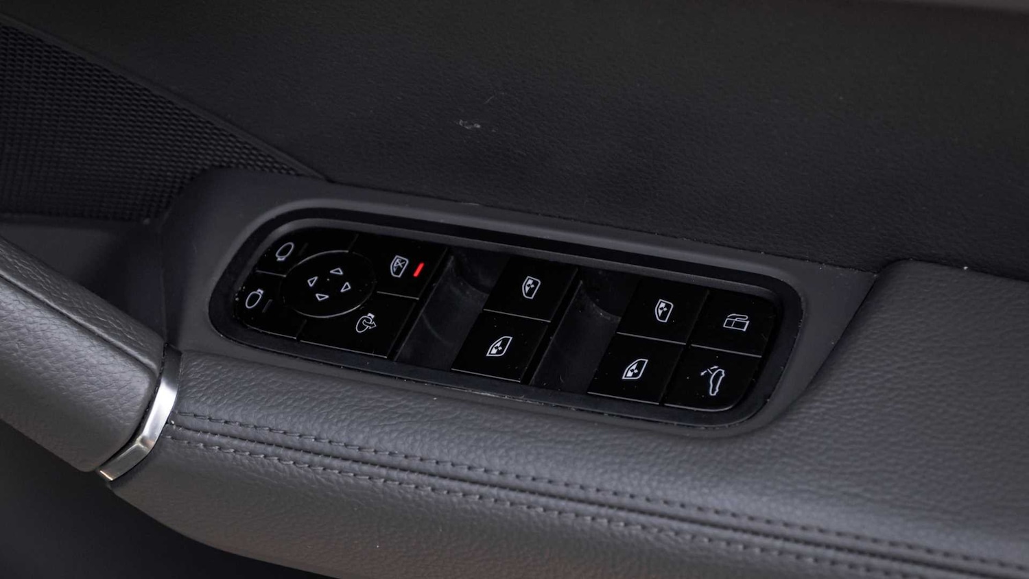 Used Porsche Cayenne 2018 for sale - 76515692: Photo 26