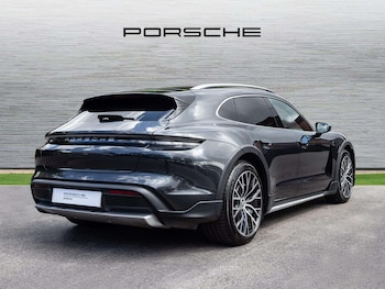 Used Porsche Taycan 2022 for sale - 79340070: Photo