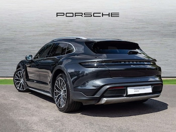 Used Porsche Taycan 2022 for sale - 79340070: Photo