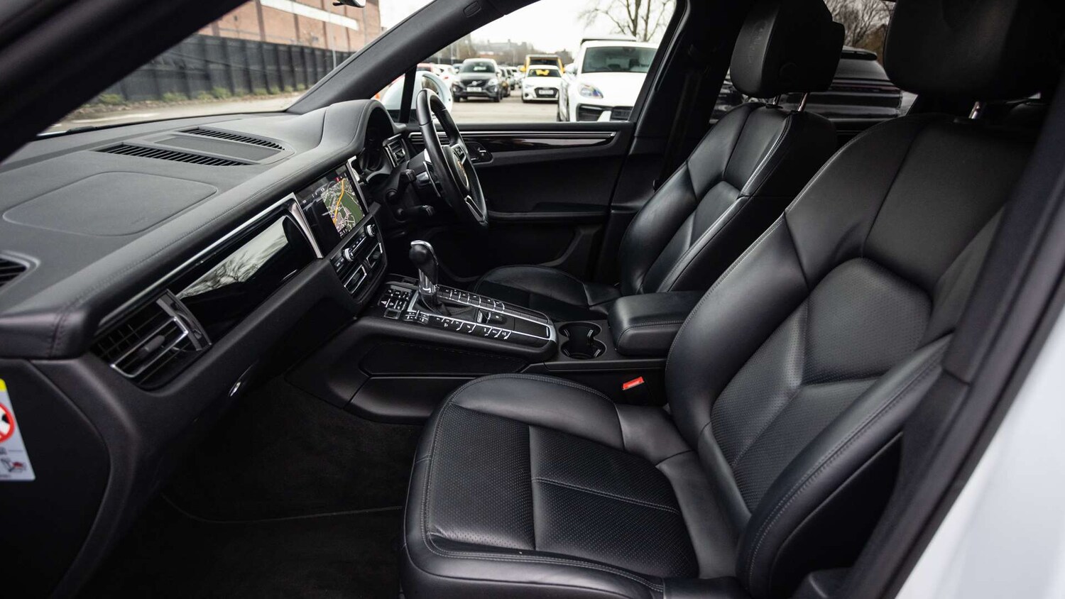 Used Porsche Macan 2020 for sale - 77281791: Photo 14