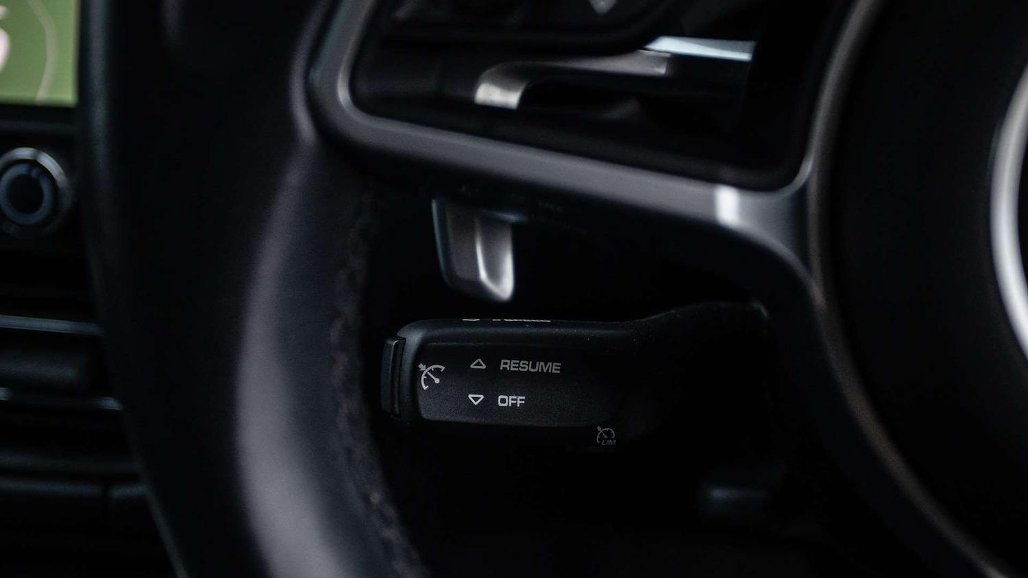 Used Porsche Macan 2020 for sale - 77281791: Photo 19