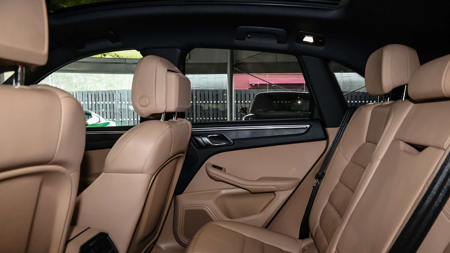 Used Porsche Macan 2023 for sale - 77158413: Photo 14