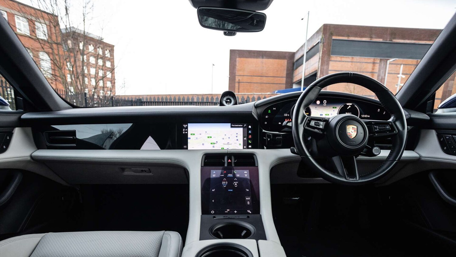 Used Porsche Taycan 2022 for sale - 76774221: Photo 11