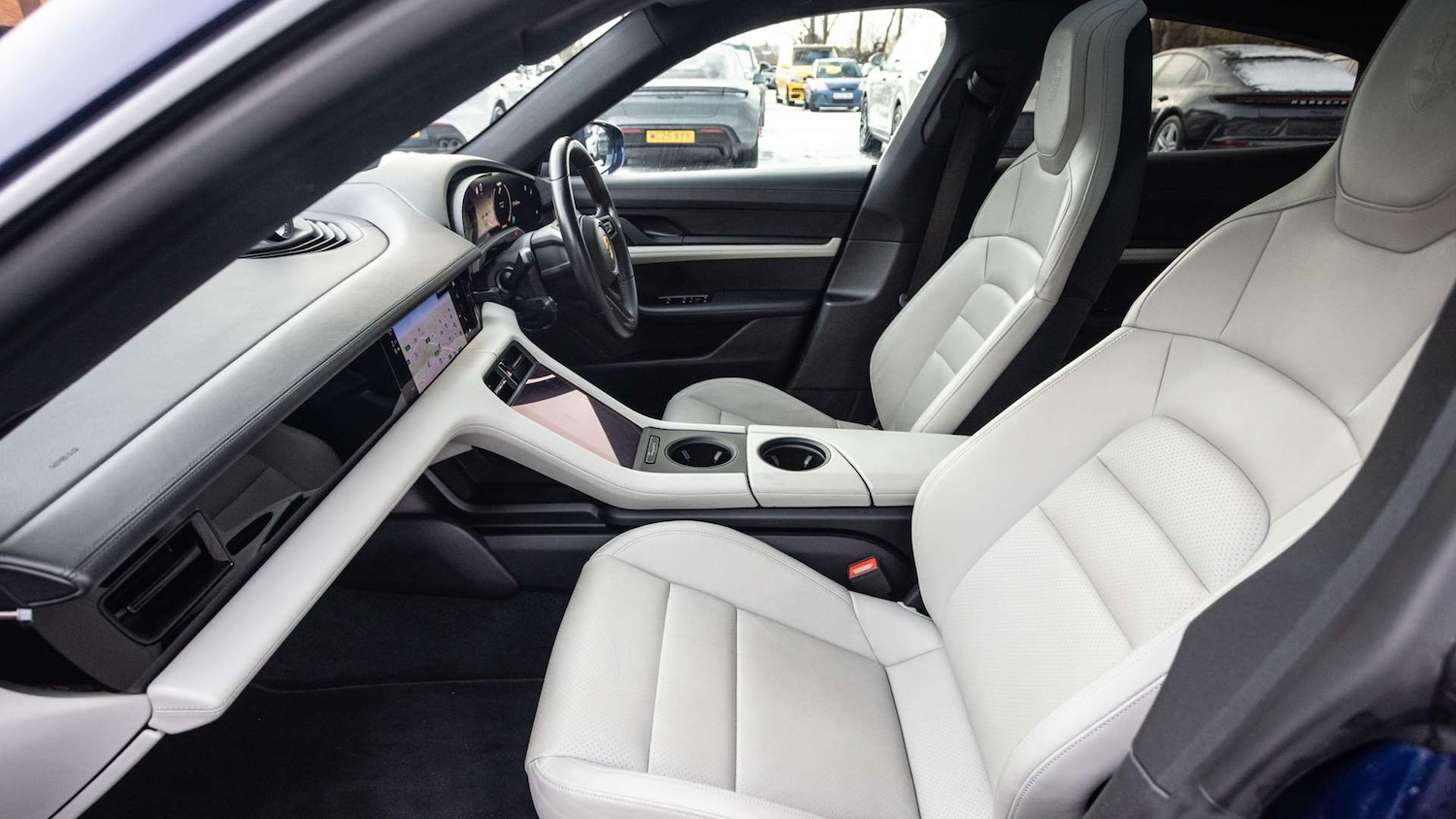 Used Porsche Taycan 2022 for sale - 76774221: Photo 13