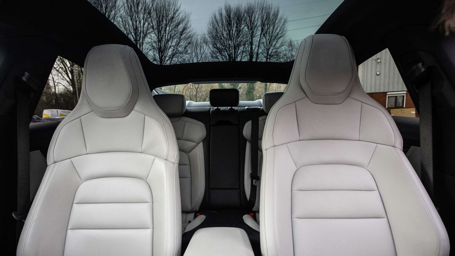 Used Porsche Taycan 2022 for sale - 76774221: Photo 16