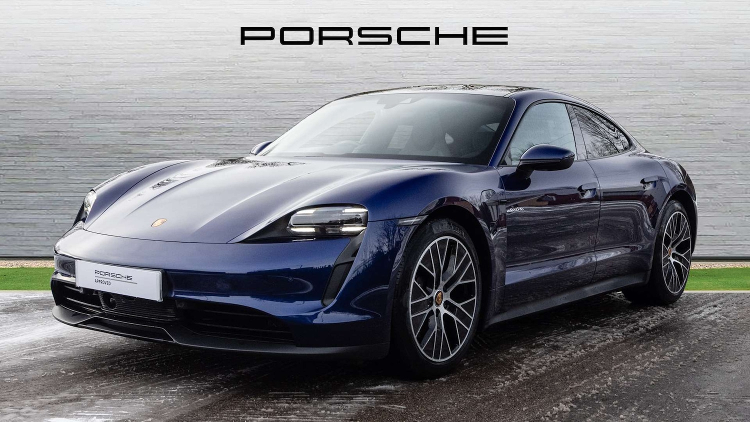 Used Porsche Taycan 2022 for sale - 76774221: Photo 2