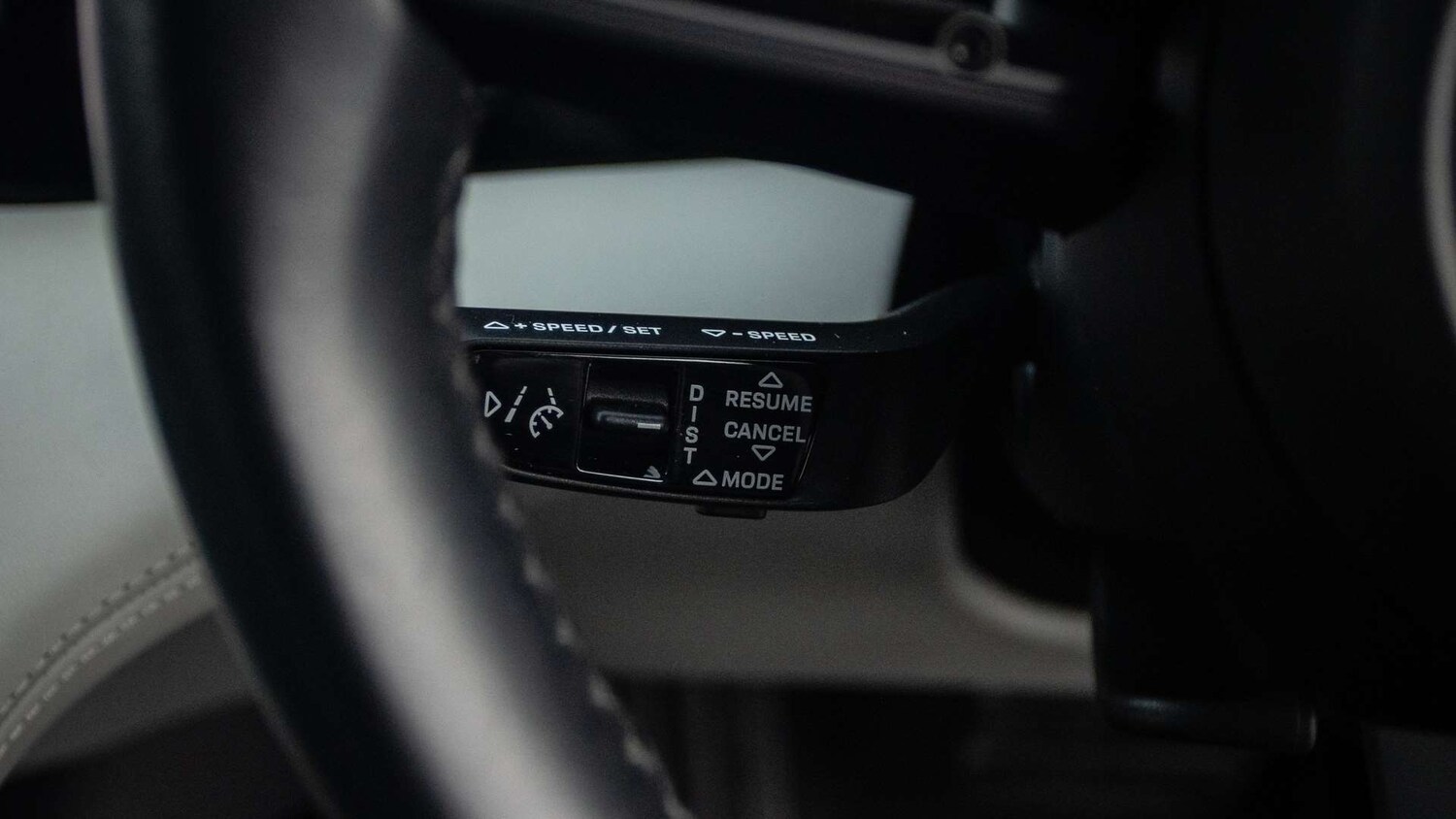 Used Porsche Taycan 2022 for sale - 76774221: Photo 23