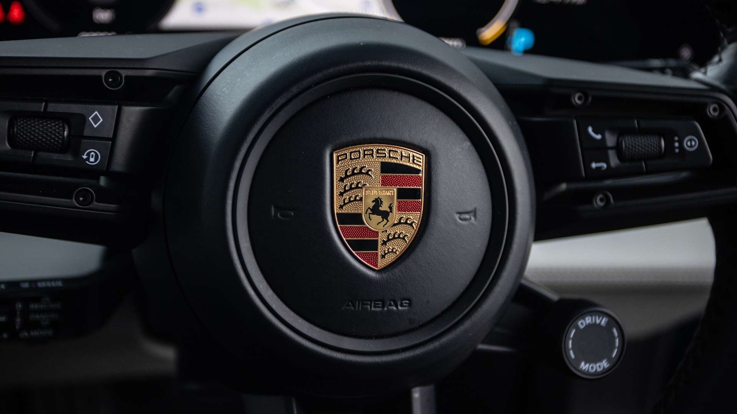 Used Porsche Taycan 2022 for sale - 76774221: Photo 24