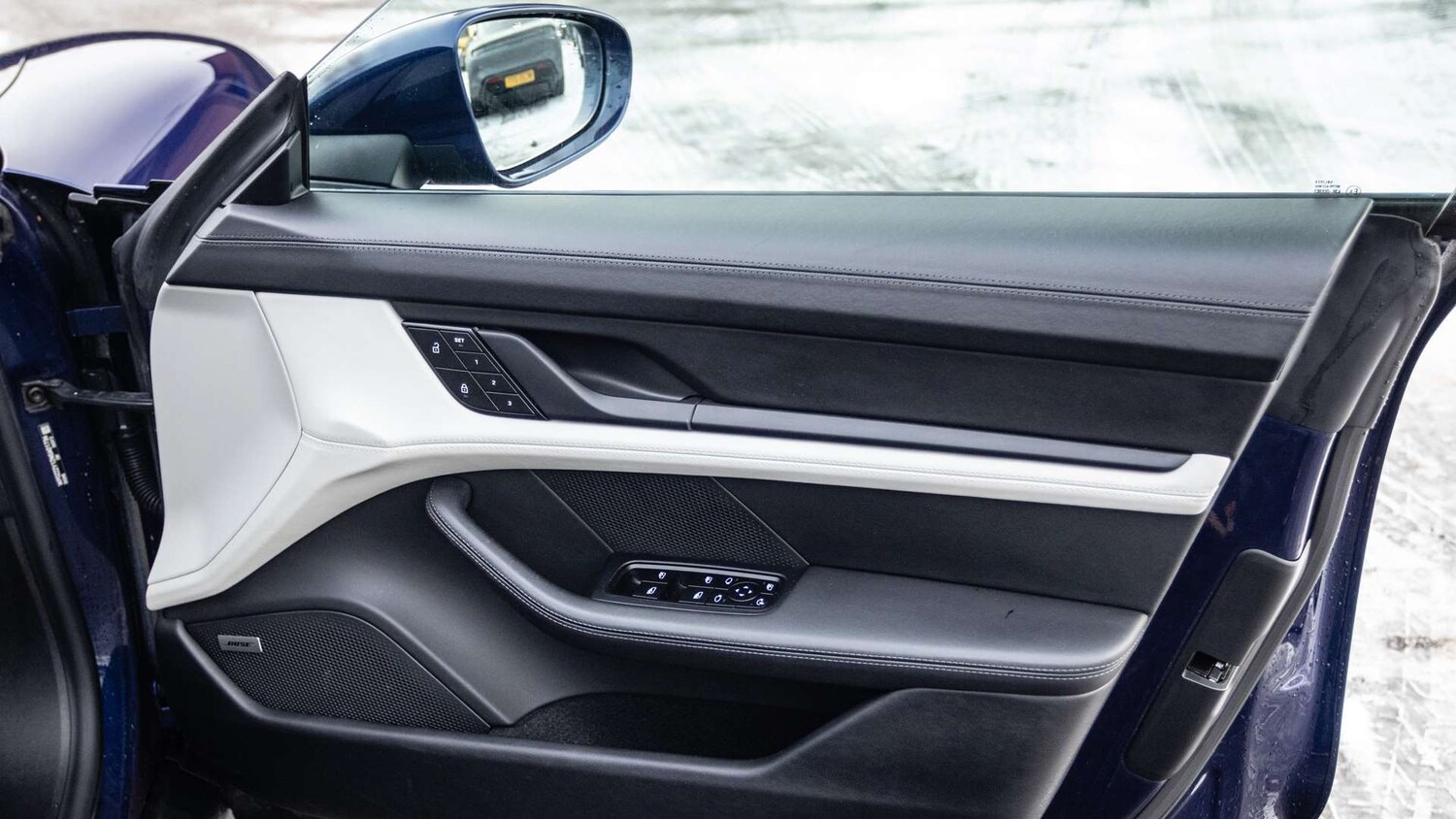 Used Porsche Taycan 2022 for sale - 76774221: Photo 29