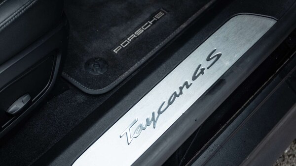 Used Porsche Taycan 2021 for sale - 76218273: Photo 29