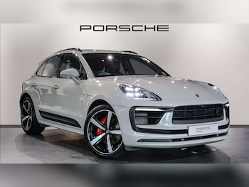 Used Porsche Macan 2024 for sale - 77527009: Photo