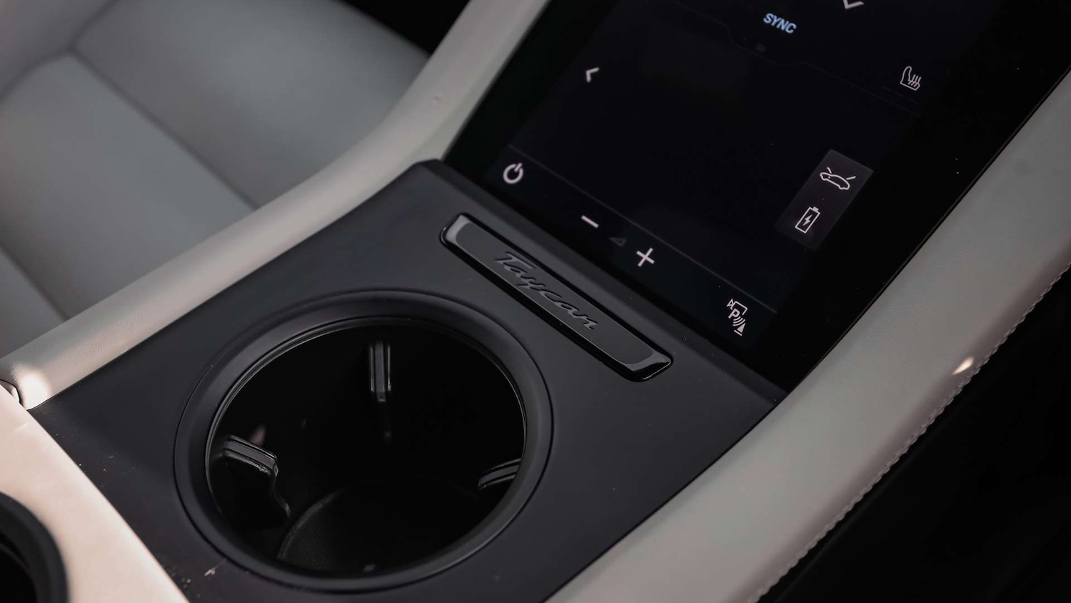 Used Porsche Taycan 2020 for sale - 76691983: Photo 19