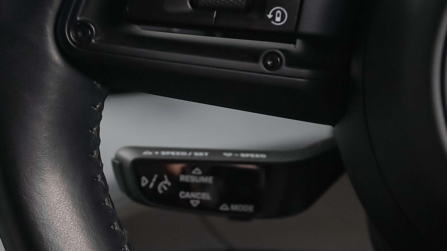 Used Porsche Taycan 2020 for sale - 76691983: Photo 26