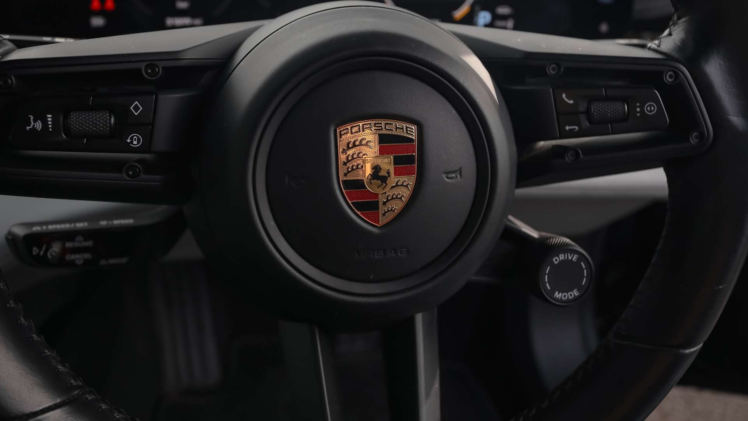 Used Porsche Taycan 2020 for sale - 76691983: Photo 28