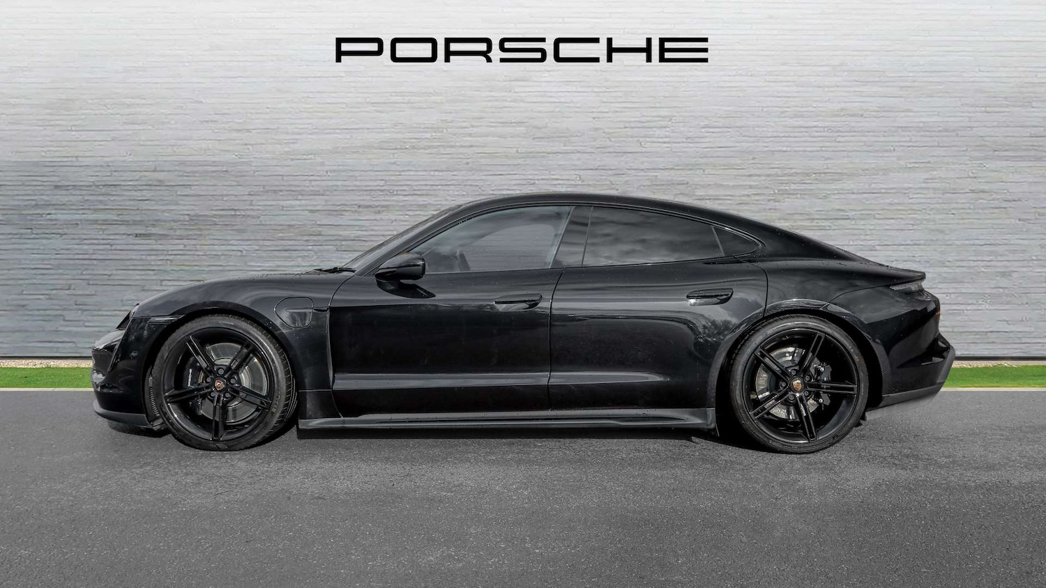 Used Porsche Taycan 2020 for sale - 76691983: Photo 8