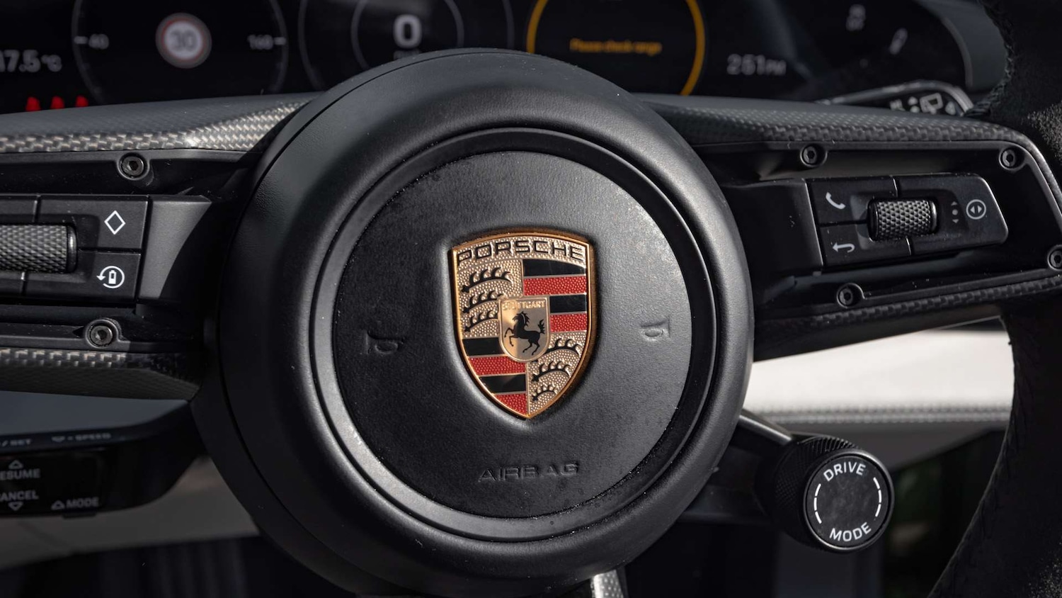 Used Porsche Taycan 2023 for sale - 76034722: Photo 19