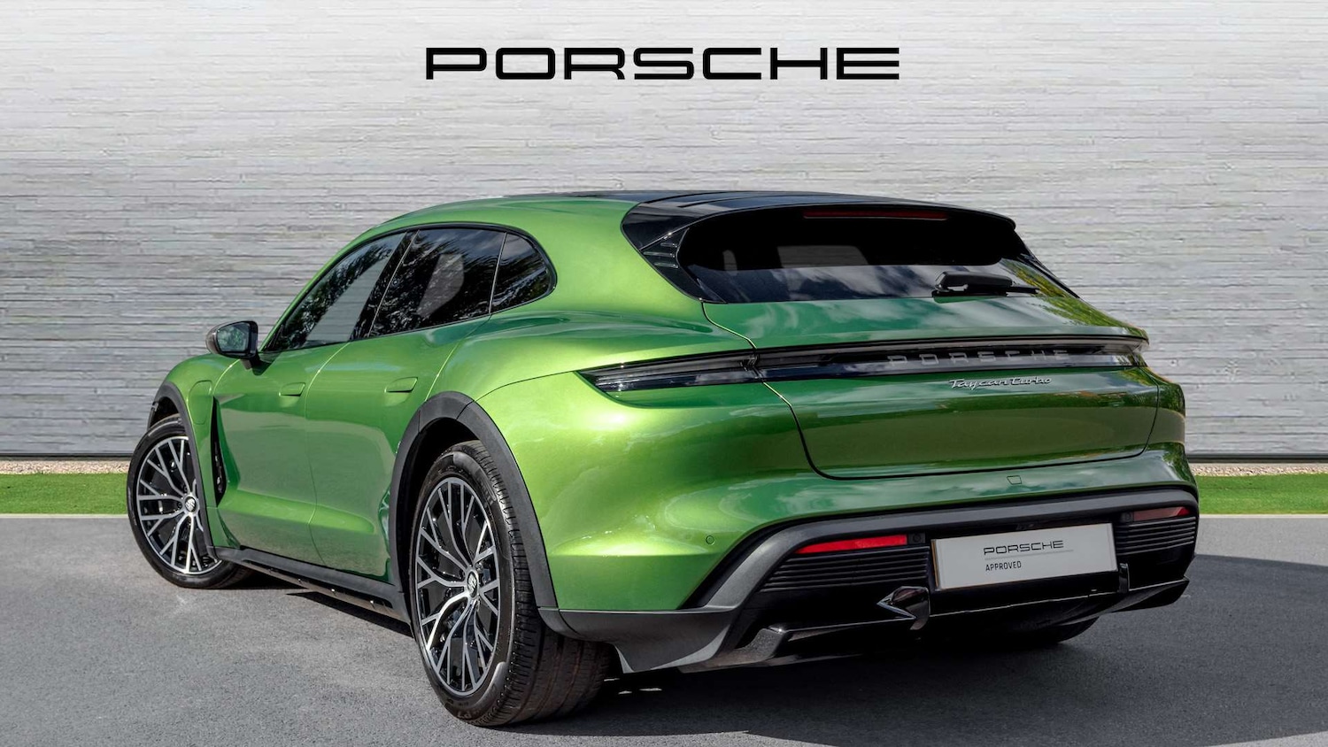 Used Porsche Taycan 2023 for sale - 76034722: Photo 2