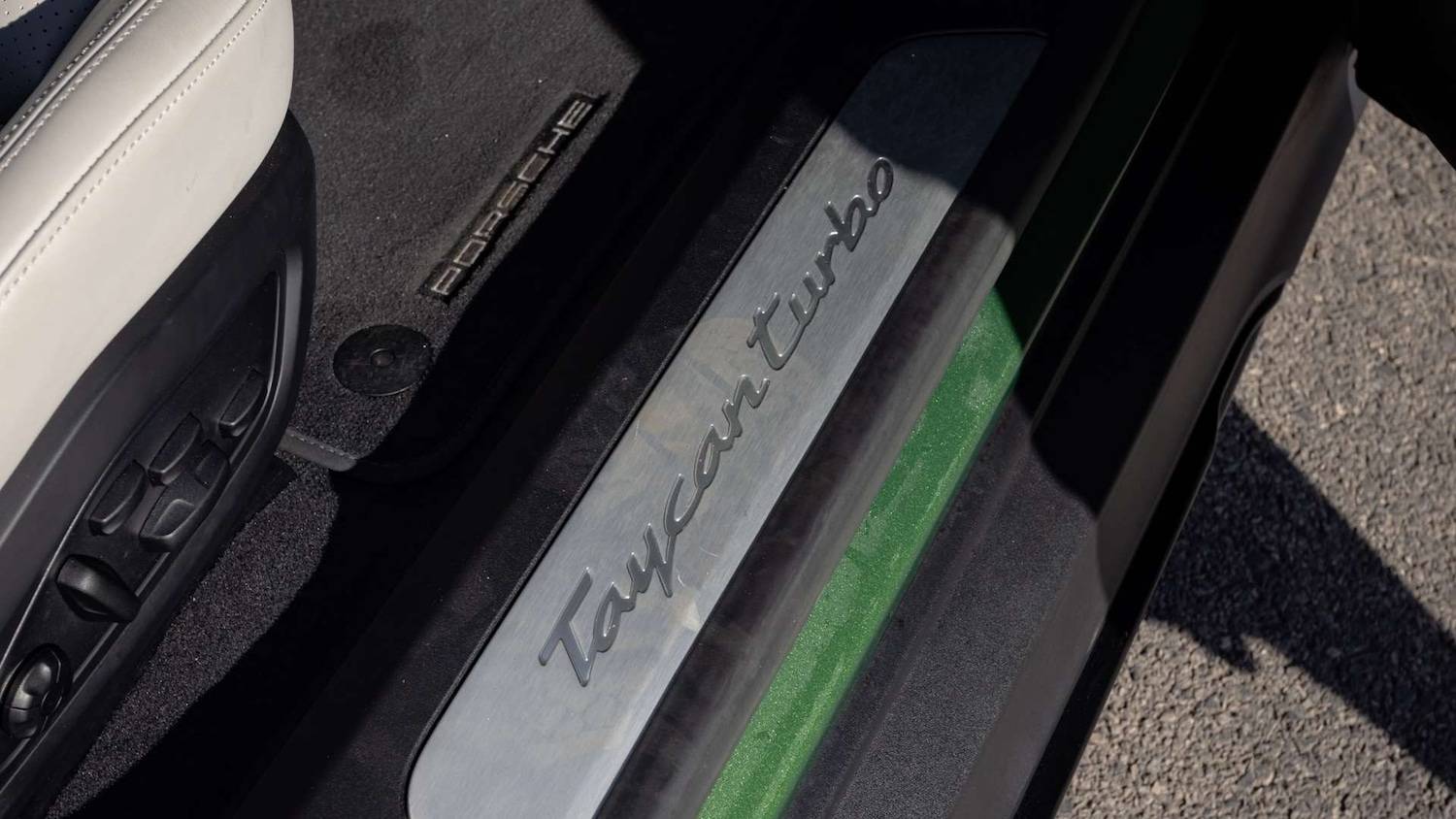 Used Porsche Taycan 2023 for sale - 76034722: Photo 27