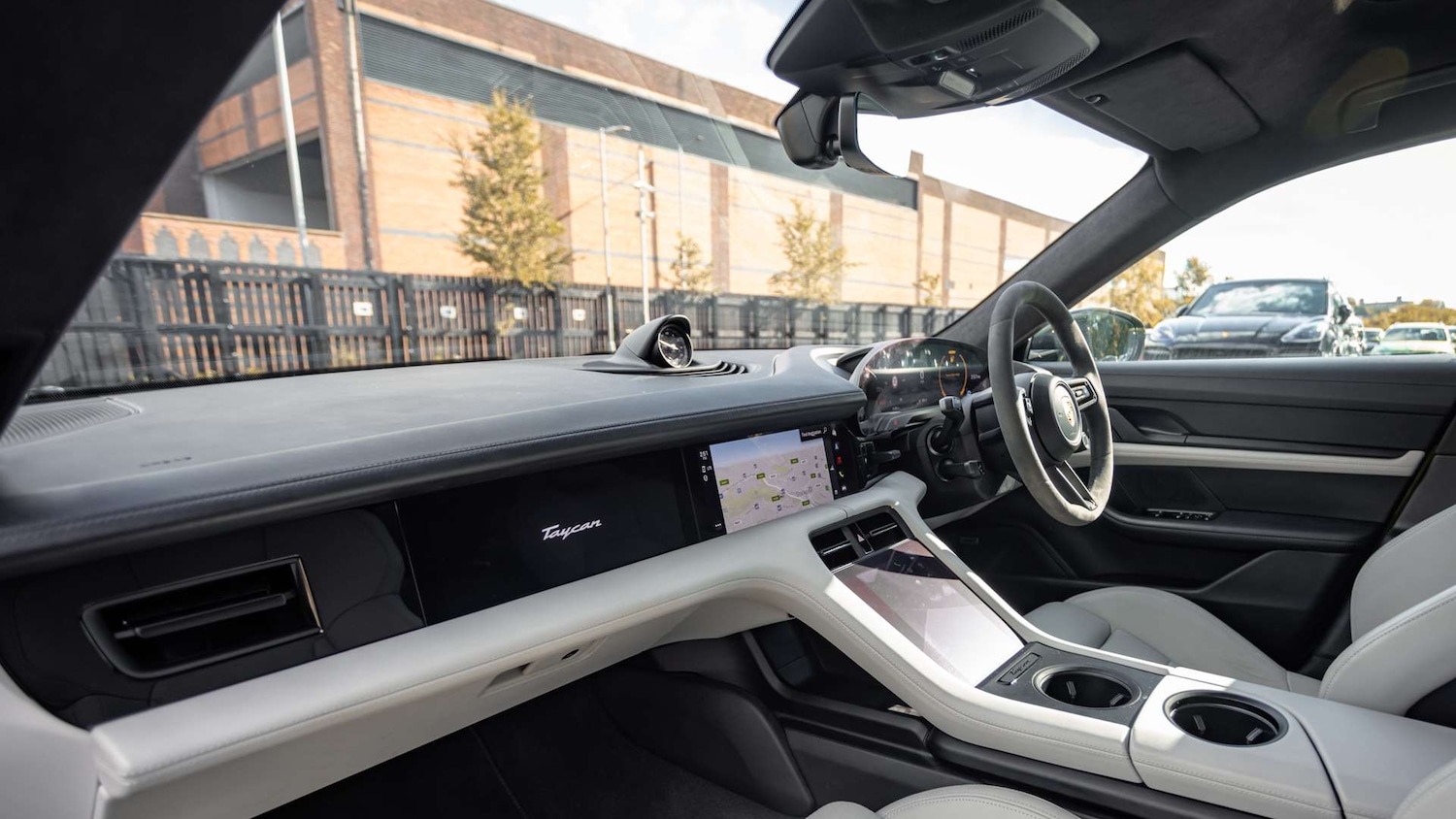 Used Porsche Taycan 2023 for sale - 76034722: Photo 34