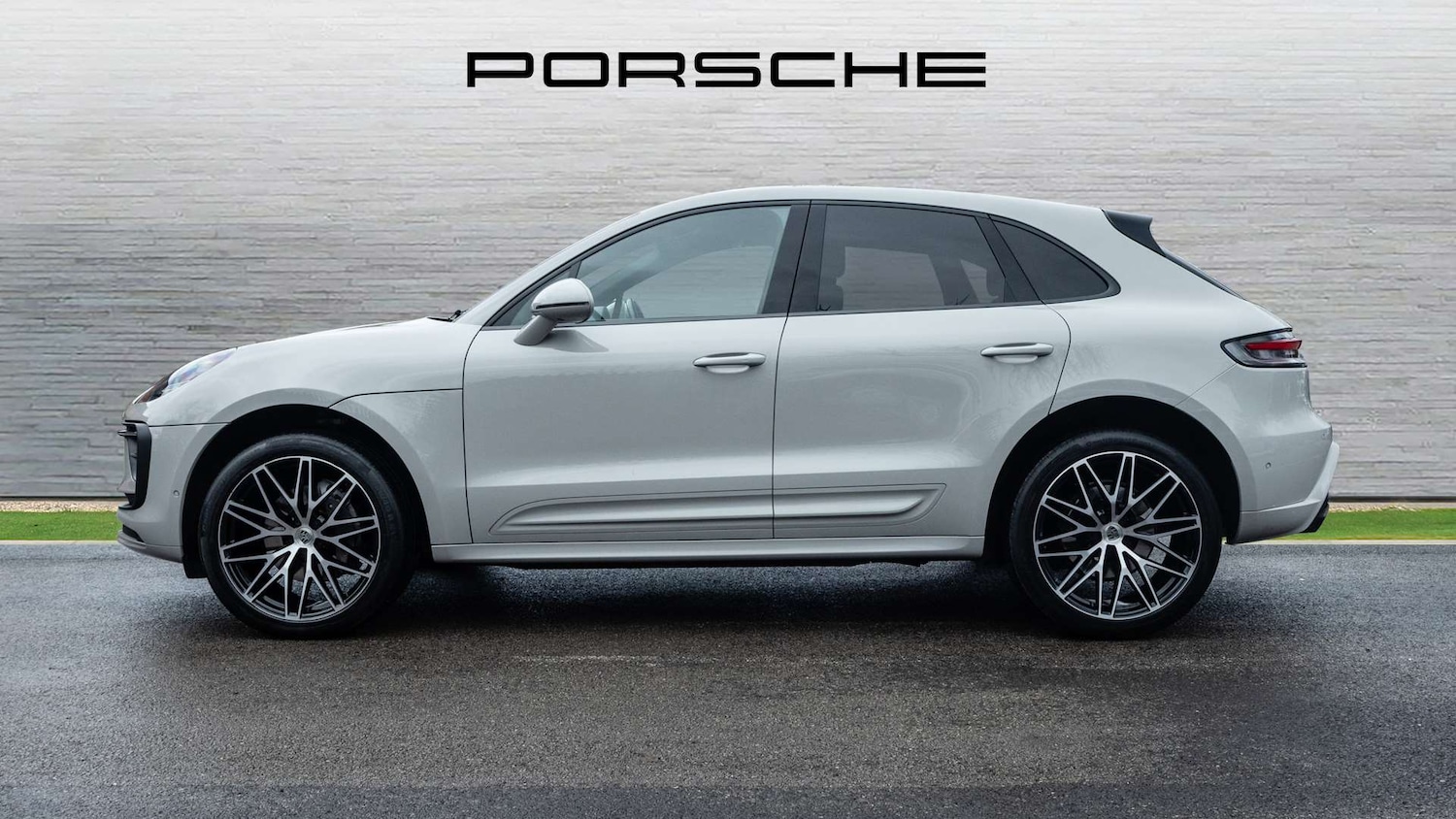 Used Porsche Macan 2021 for sale - 76774133: Photo 8