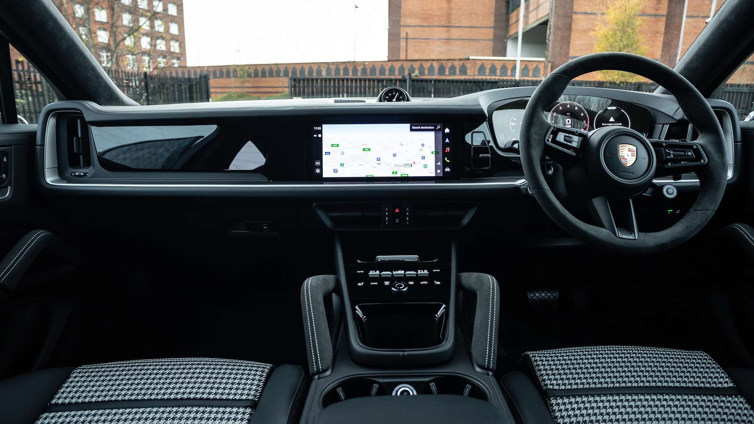 Used Porsche Cayenne 2025 for sale - 76362525: Photo 11