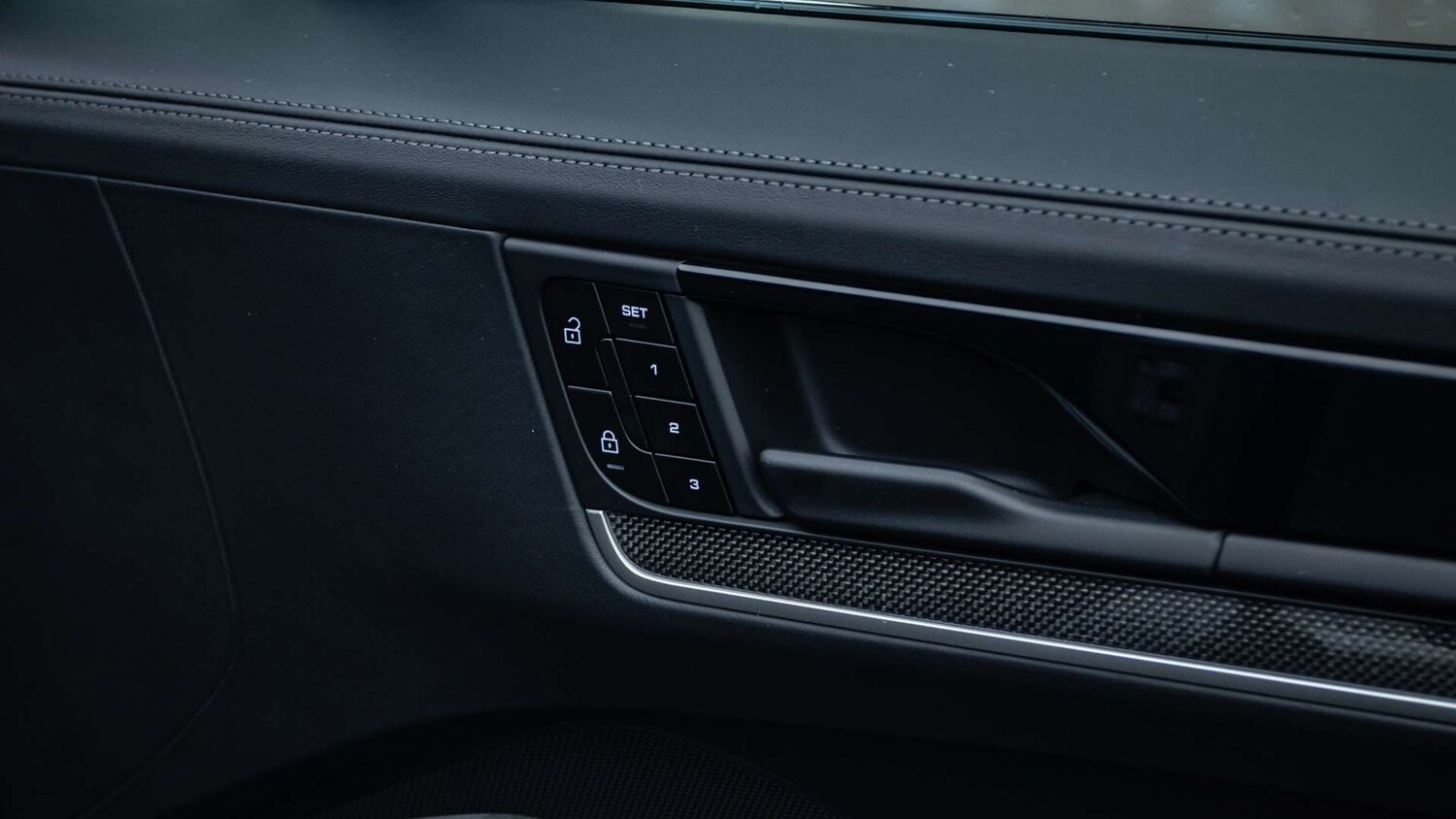 Used Porsche Cayenne 2025 for sale - 76362525: Photo 29