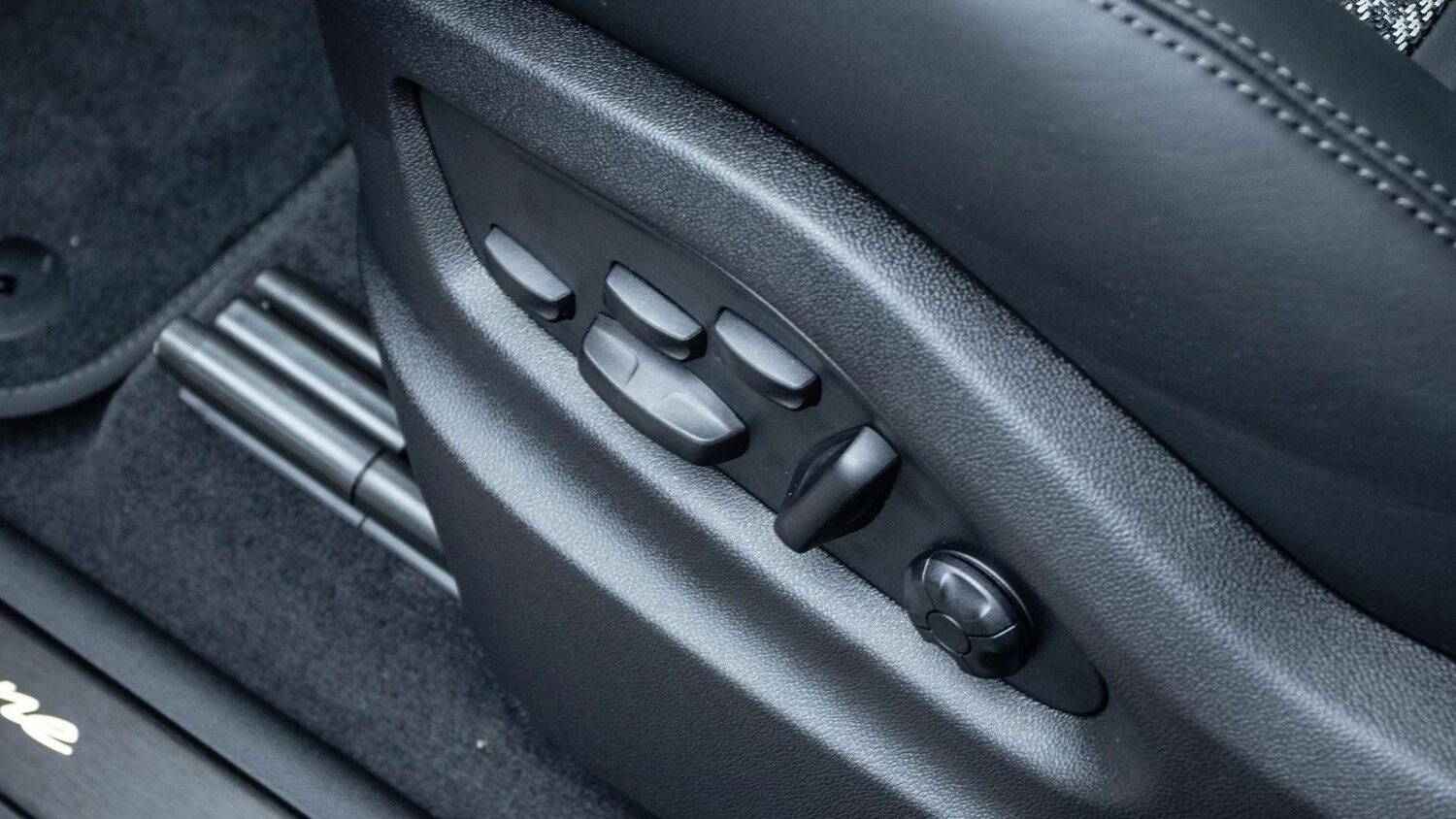 Used Porsche Cayenne 2025 for sale - 76362525: Photo 31