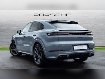 Used Porsche Cayenne 2025 for sale - 76362525: Photo